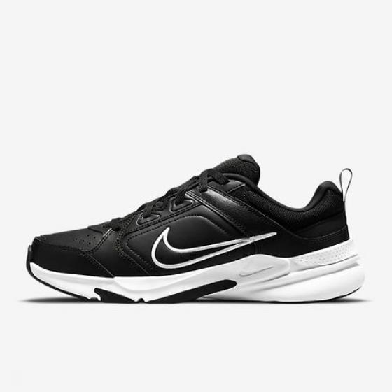 NIKE DEFY ALL DAY MEN'S SNEAKERS